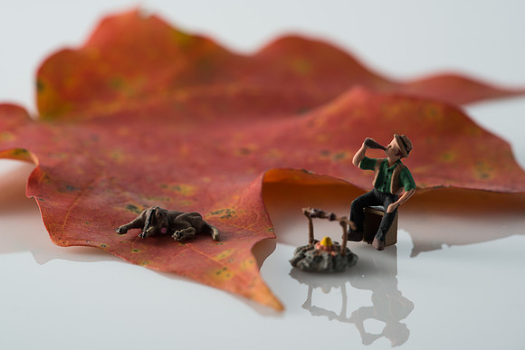 151018_Souleles_Studio_Tour_Miniature_Demo-0235